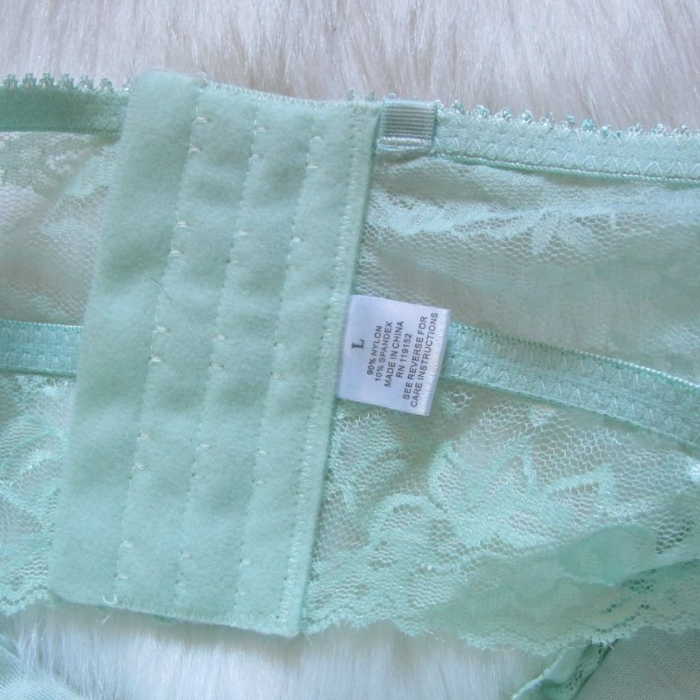 Lace Bandeau Bundle (4) - Picture 8 of 16